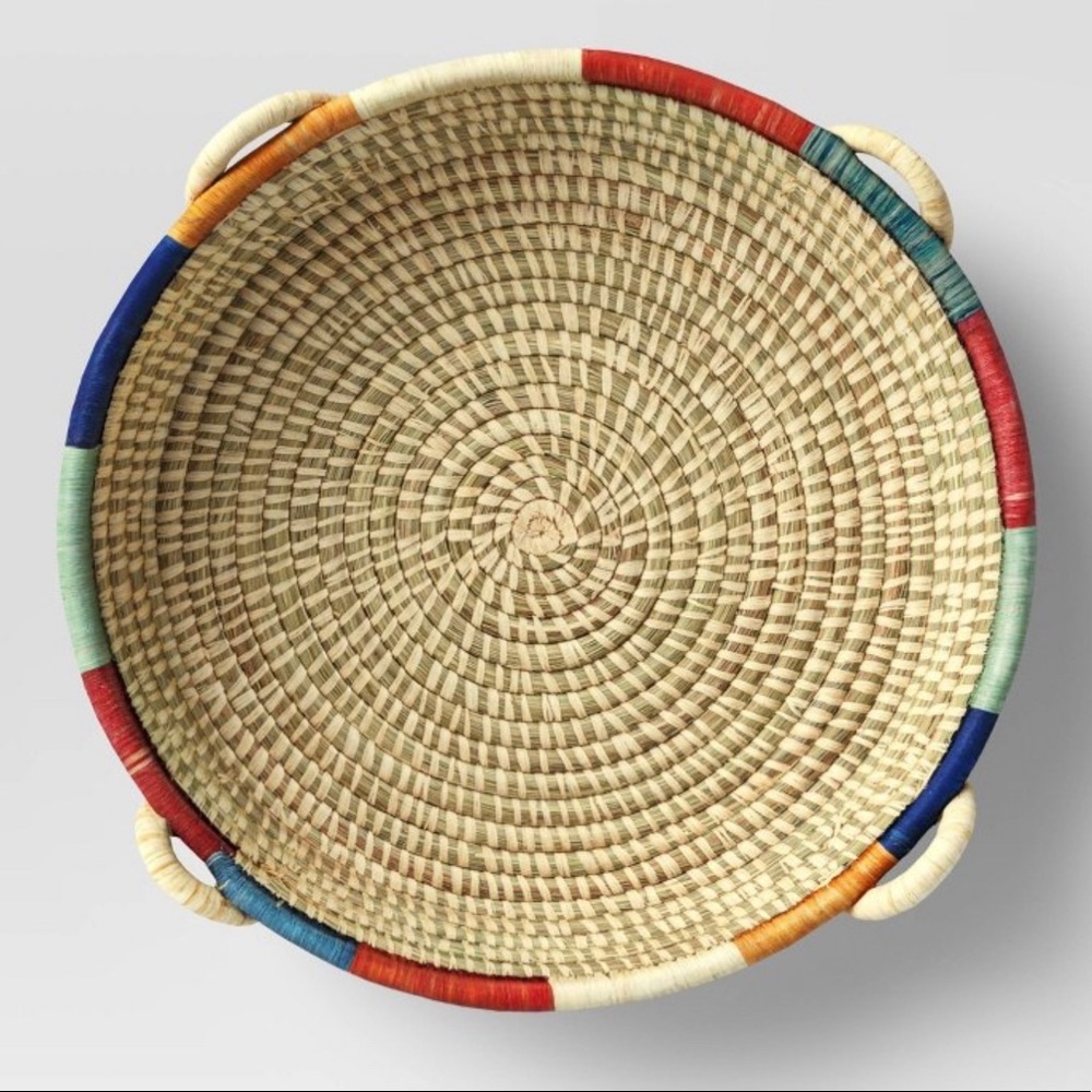 NWT threshold all about Africa woven bowl wicker natural hue multicolored - Picture 4 of 7
